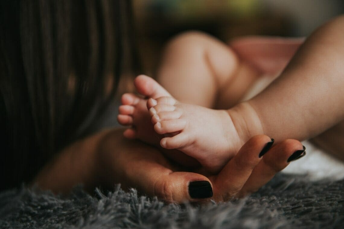 Mother and babyfeet